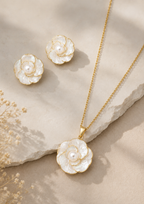 Pearl Flower Necklace & Earrings Set